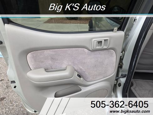 Used 2004 Toyota Tacoma PreRunner image 12