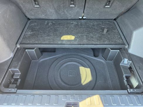 Used 2021 GMC Terrain SLE FWD image 8