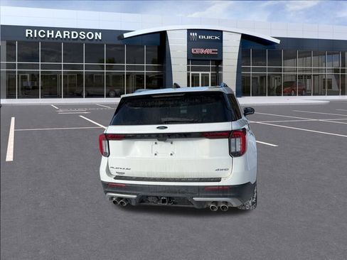 Used 2025 Ford Explorer Platinum w/ Ultimate Package image 12