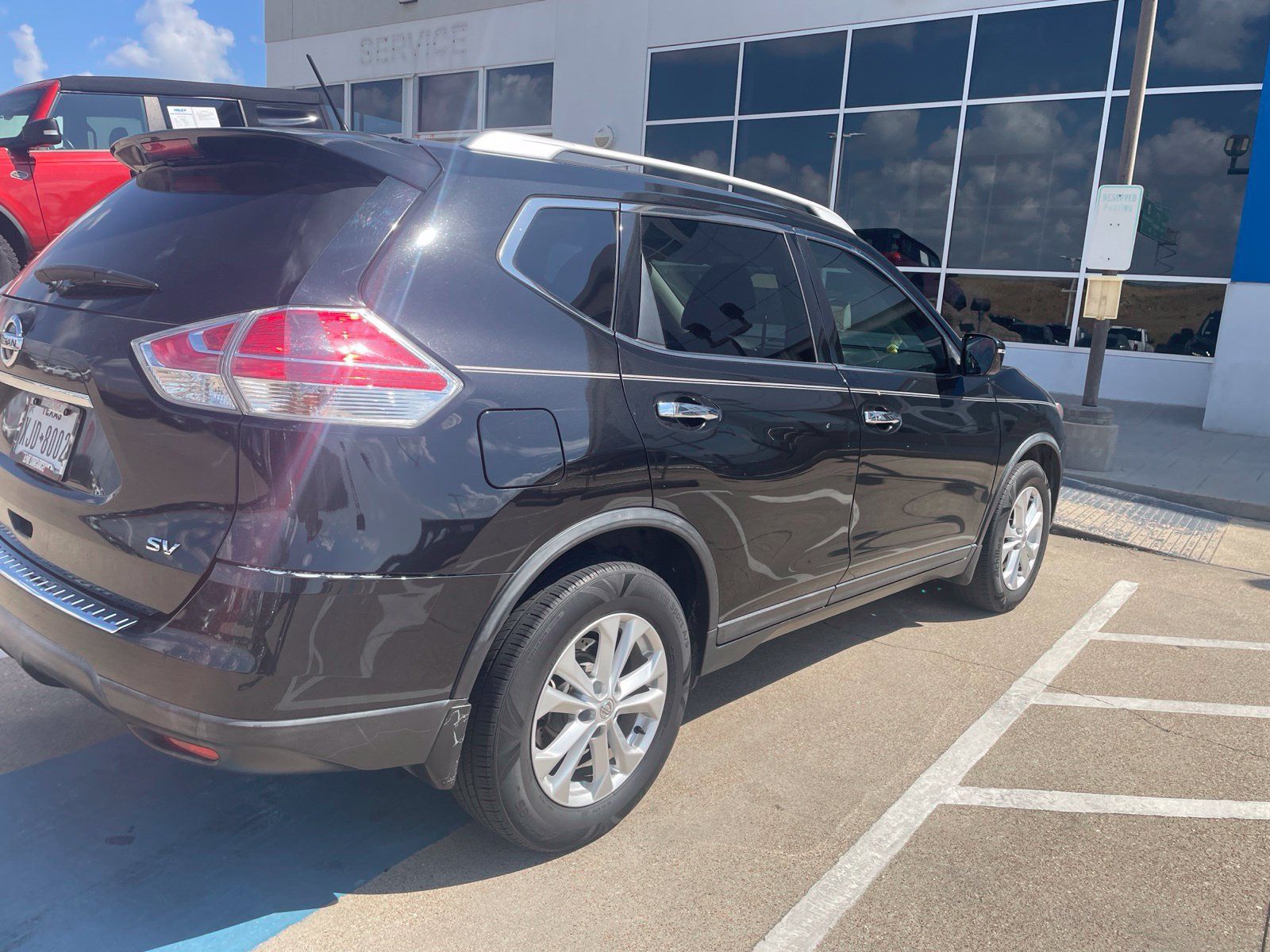 Used 2016 Nissan Rogue SV FWD image 36