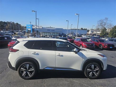 Used 2023 Nissan Rogue Platinum w/ Platinum Premium Package image 8