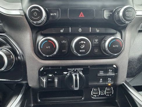 Used 2021 RAM 1500 Big Horn image 26