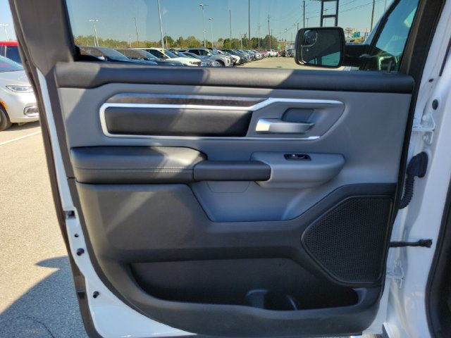 Used 2020 RAM 1500 Big Horn AWD/4WD image 15