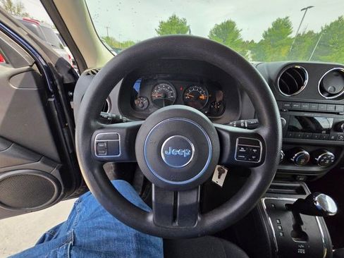Used 2015 Jeep Patriot Sport w/ Power Value Group image 3