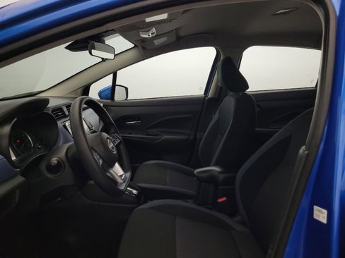 Used 2024 Nissan Versa SV FWD image 17