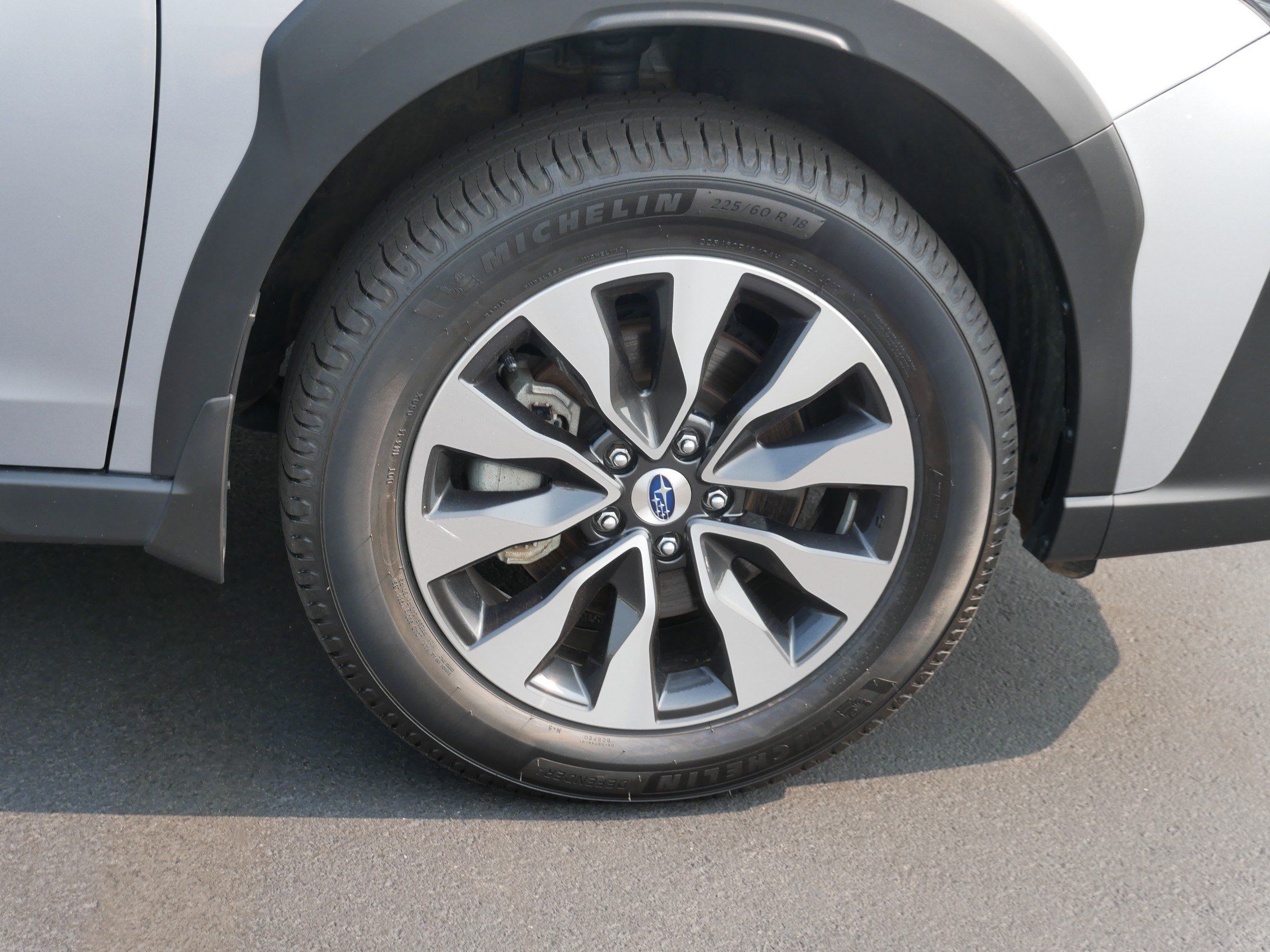 Used 2025 Subaru Outback Limited AWD/4WD image 14