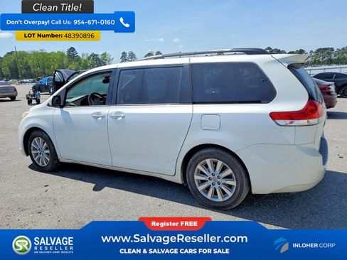 Used 2013 Toyota Sienna Limited w/ Premium Pkg AWD/4WD image 3