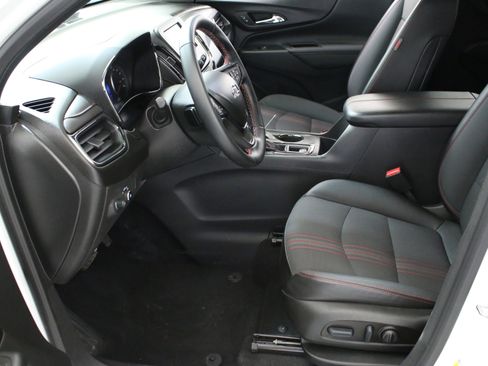 Used 2023 Chevrolet Equinox RS image 25