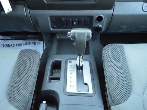 Used 2008 Nissan Xterra S w/ Supplemental Air Bag Pkg image 23
