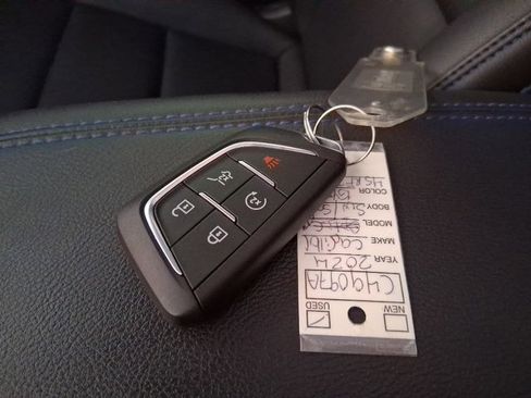 Used 2024 Cadillac XT4 Sport w/ Technology Package image 20