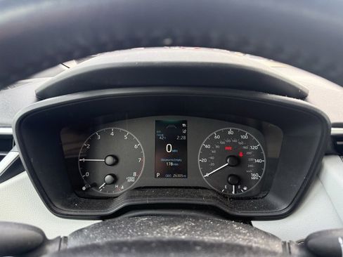 Used 2024 Toyota Corolla SE image 11