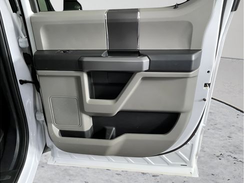 Used 2019 Ford F150 XLT AWD/4WD image 13