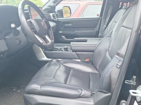 Used 2023 Toyota Sequoia Platinum AWD/4WD image 9