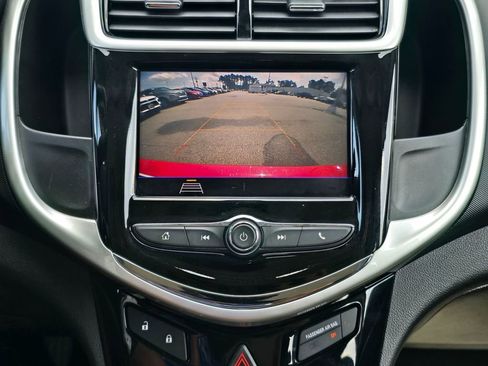 Certified 2020 Chevrolet Sonic LT FWD image 20