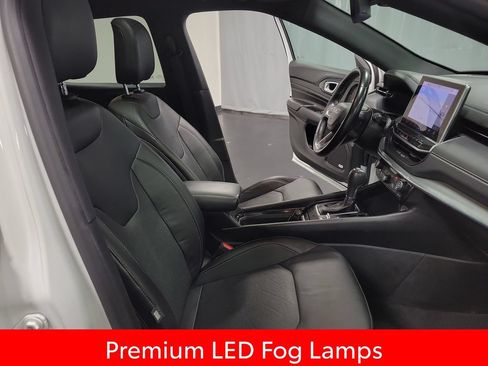 Used 2022 Jeep Compass High Altitude AWD/4WD image 23