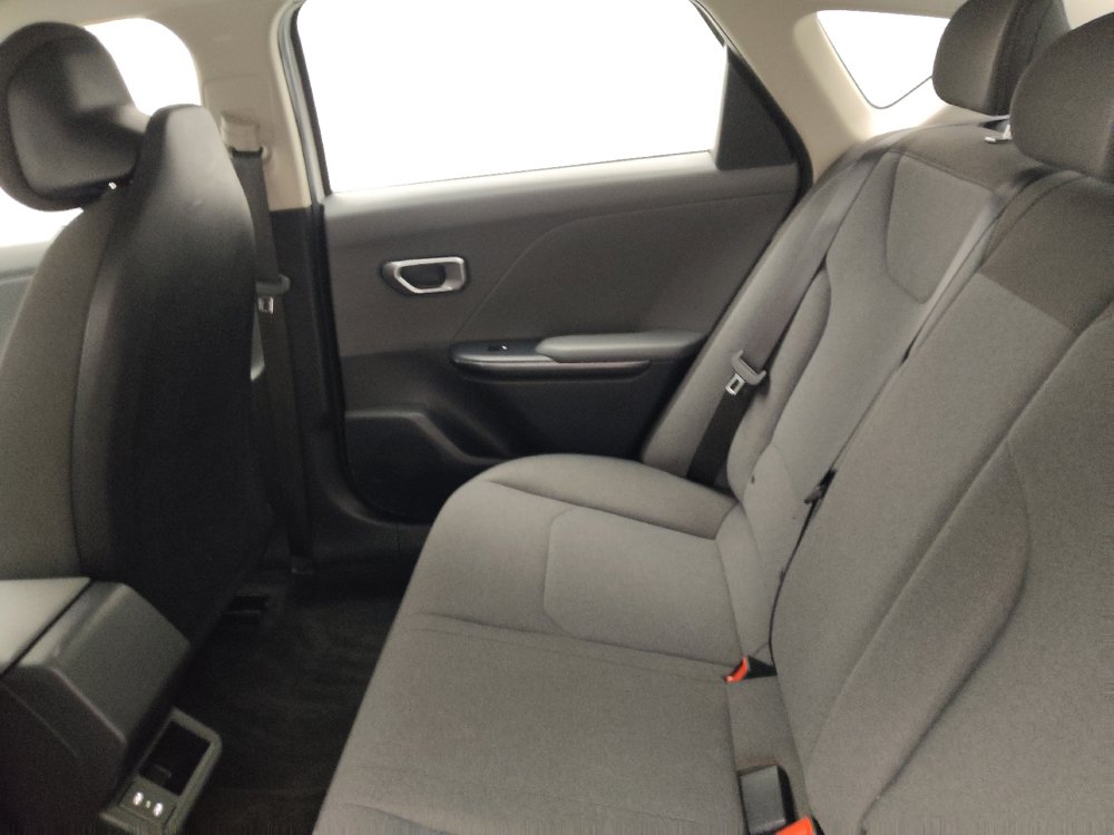 Used 2025 Kia K4 FWD image 18