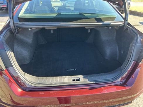 Used 2024 Nissan Altima 2.5 SV image 28
