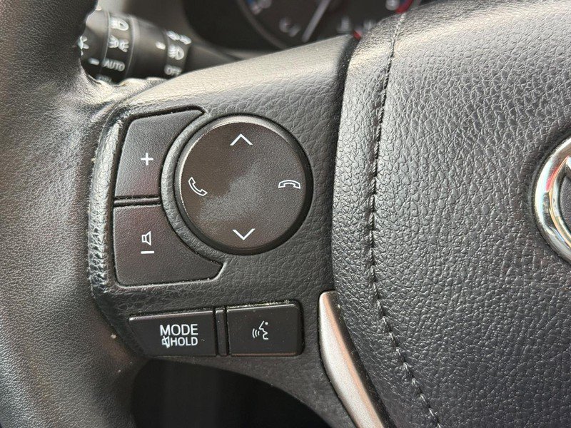 Used 2018 Toyota RAV4 XLE AWD/4WD image 20