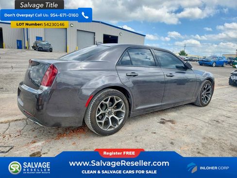 Used 2016 Chrysler 300 S RWD image 4