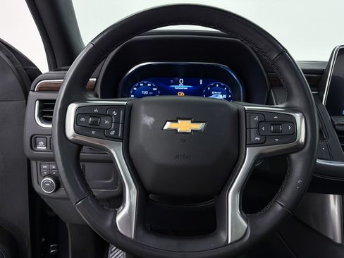 Used 2024 Chevrolet Tahoe Premier AWD/4WD image 5