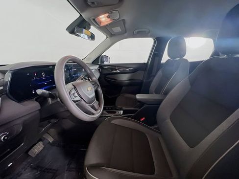Used 2024 Chevrolet TrailBlazer LS image 20