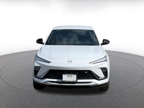 Used 2025 Buick Envista Sport Touring image 4