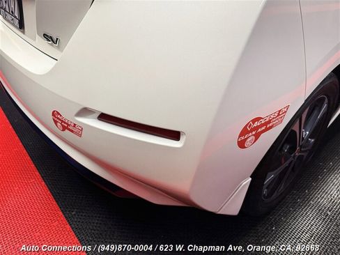 Used 2018 Nissan Leaf SV w/ SV Technology Package image 31