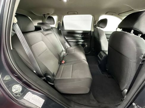 Used 2025 Honda CR-V LX image 23