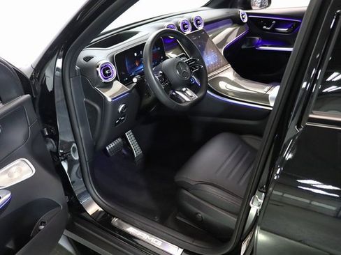 Used 2024 Mercedes-Benz GLC 43 AMG GLC 43 AMG image 21