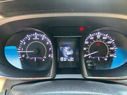 Used 2015 Toyota Avalon XLE Premium FWD image 21