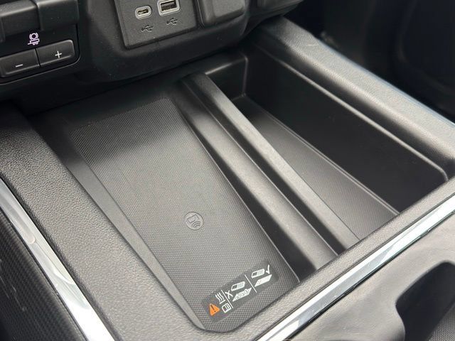 Used 2020 GMC Sierra 1500 AT4 w/ AT4 Premium Package AWD/4WD image 20