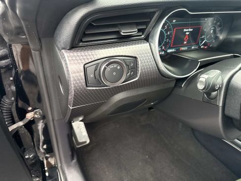 Used 2019 Ford Mustang GT Premium w/ GT Performance Package RWD image 18