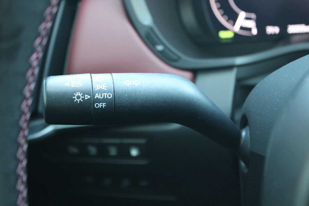 Used 2025 MAZDA CX-70 Plug-In Hybrid w/ Premium Plus AWD/4WD image 37