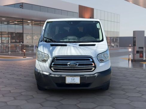 Used 2017 Ford Transit 350 XLT RWD image 9