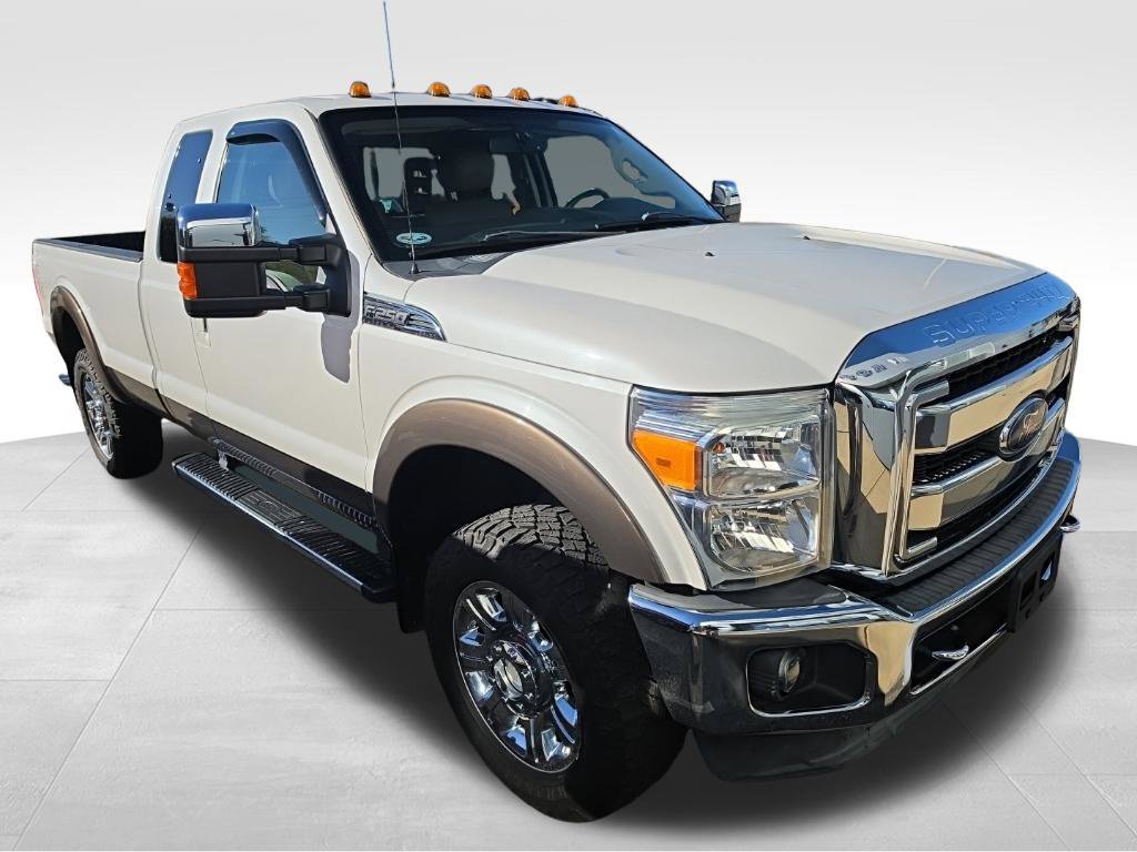 Used 2015 Ford F250 Lariat w/ Chrome Package AWD/4WD image 3