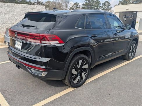 Used 2026 Volkswagen Atlas Cross Sport SE image 4