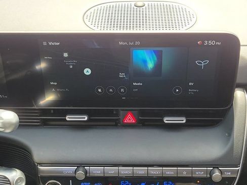 Used 2025 Hyundai Ioniq 5 SE RWD image 14