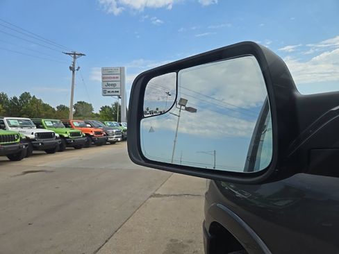 Used 2026 RAM 1500 Big Horn AWD/4WD image 35