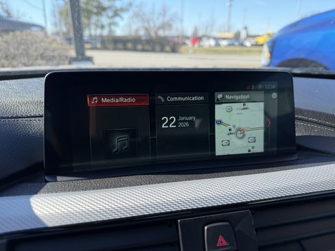 Used 2018 BMW 430i xDrive Convertible image 19