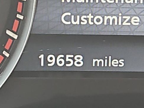 Used 2024 Nissan Armada Platinum w/ Captain's Chairs Package image 12