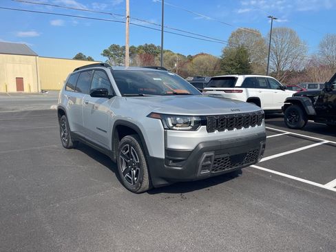 New 2026 Jeep Cherokee Laredo AWD/4WD image 4