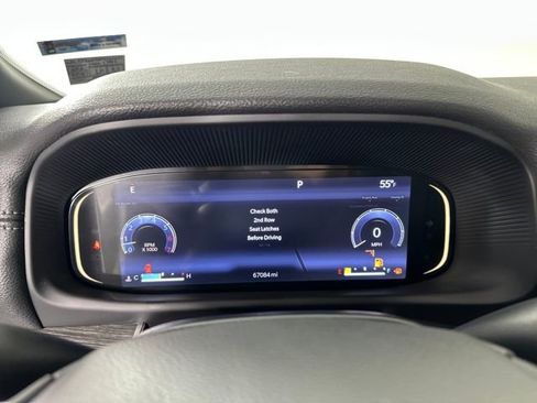 Used 2022 Jeep Wagoneer Series III w/ Flexible Seating Group image 16