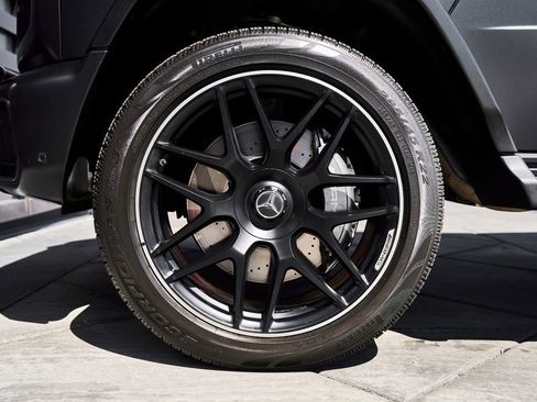 Used 2025 Mercedes-Benz G 63 AMG 4MATIC image 3