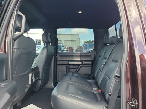 Used 2018 Ford F150 XLT w/ Equipment Group 302A Luxury AWD/4WD image 12