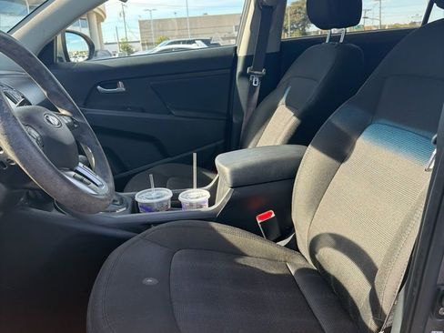 Used 2013 Kia Sportage LX w/ Convenience Pkg image 11