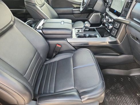 Used 2024 Ford F150 Platinum image 15