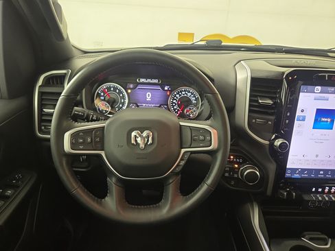 Used 2023 RAM 1500 Big Horn AWD/4WD image 15