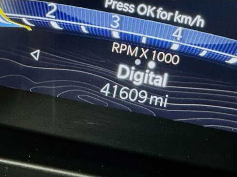 Used 2024 Jeep Grand Cherokee L Laredo image 19