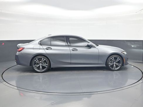 Used 2023 BMW 330i xDrive Sedan w/ Premium Package image 8