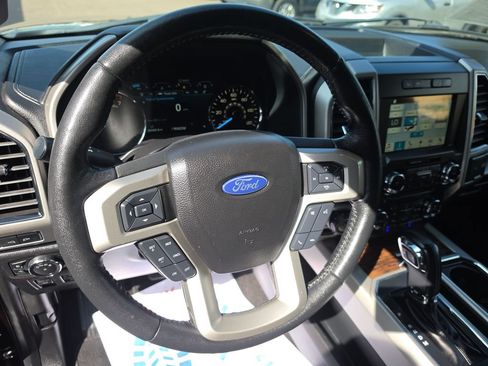 Used 2018 Ford F150 Lariat AWD/4WD image 13